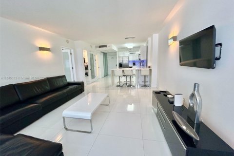 Copropriété à louer à Miami Beach, Floride: 1 chambre, 78.97 m2 № 1940422 - photo 1