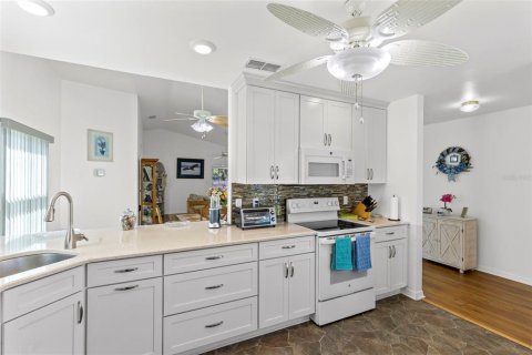 Casa en venta en Leesburg, Florida, 2 dormitorios, 119.75 m2 № 2202788 - foto 11