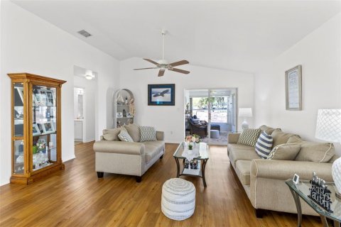 Casa en venta en Leesburg, Florida, 2 dormitorios, 119.75 m2 № 2202788 - foto 5