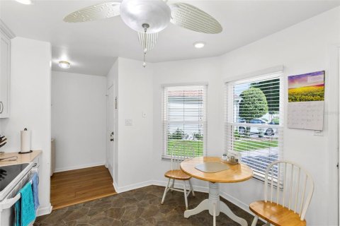 Casa en venta en Leesburg, Florida, 2 dormitorios, 119.75 m2 № 2202788 - foto 10