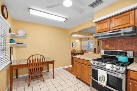 Villa ou maison à vendre à Dunedin, Floride: 2 chambres, 116.69 m2 № 2394311 - photo 17