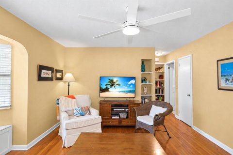 Villa ou maison à vendre à Dunedin, Floride: 2 chambres, 116.69 m2 № 2394311 - photo 14