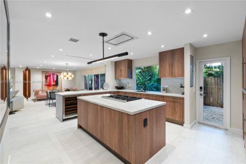 Casa en venta en Miami Shores, Florida, 4 dormitorios, 228.91 m2 № 1967045 - foto 16