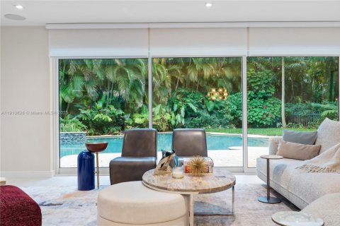 Casa en venta en Miami Shores, Florida, 4 dormitorios, 228.91 m2 № 1967045 - foto 11