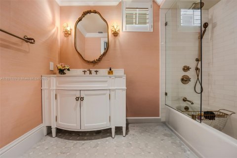 Townhouse in Coral Gables, Florida 2 bedrooms, 186.73 sq.m. № 1807862 - photo 16