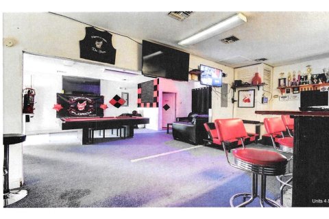Propiedad comercial en venta en Deltona, Florida, 414.34 m2 № 2156026 - foto 9