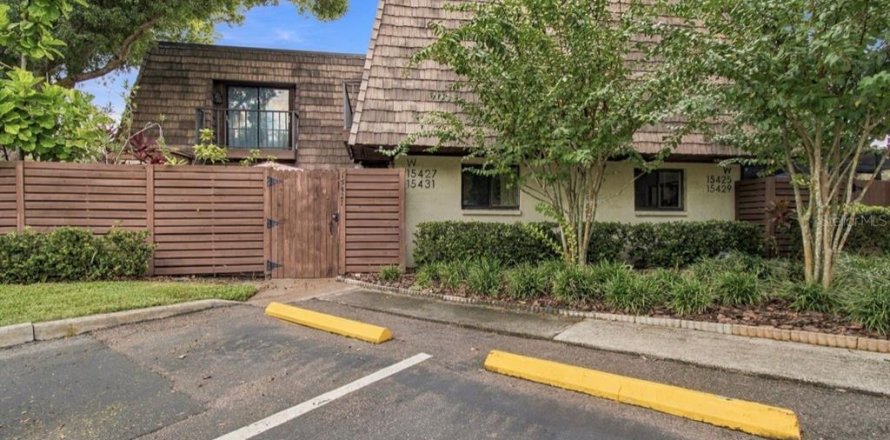 Condo in Tampa, Florida, 2 bedrooms № 2384130