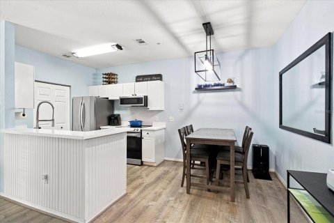 Copropriété à louer à Altamonte Springs, Floride: 1 chambre, 76.74 m2 № 2426940 - photo 6