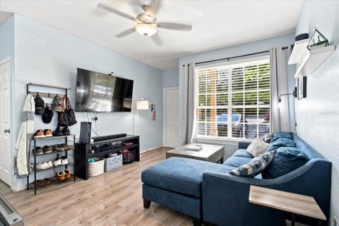 Copropriété à louer à Altamonte Springs, Floride: 1 chambre, 76.74 m2 № 2426940 - photo 3