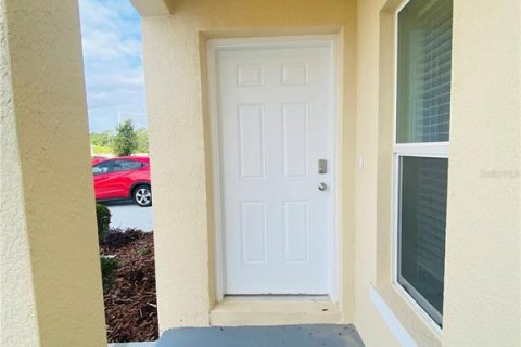Townhouse in Kissimmee, Florida 3 bedrooms, 163.69 sq.m. № 2095976 - photo 5