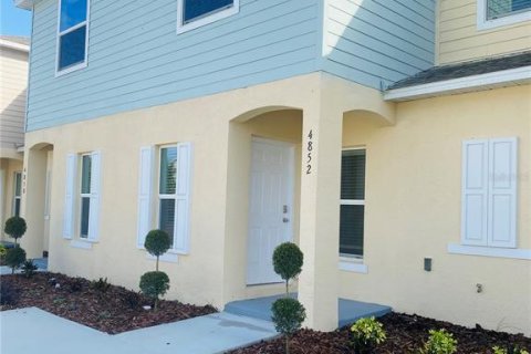 Townhouse in Kissimmee, Florida 3 bedrooms, 163.69 sq.m. № 2095976 - photo 3