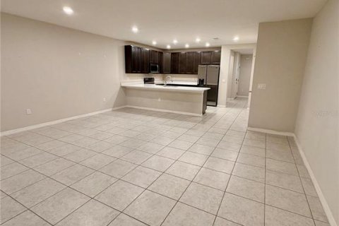 Townhouse in Kissimmee, Florida 3 bedrooms, 163.69 sq.m. № 2095976 - photo 11