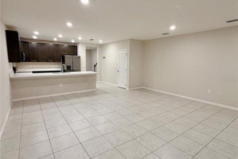 Townhouse in Kissimmee, Florida 3 bedrooms, 163.69 sq.m. № 2095976 - photo 12
