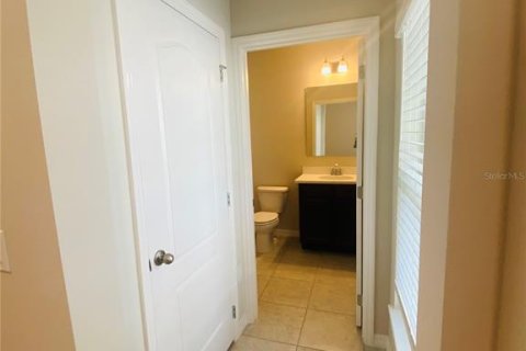 Townhouse in Kissimmee, Florida 3 bedrooms, 163.69 sq.m. № 2095976 - photo 17