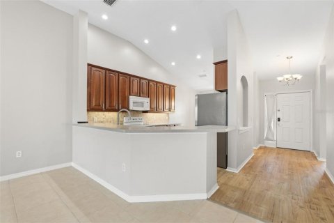 Copropriété à louer à Lakewood Ranch, Floride: 2 chambres, 144.18 m2 № 1904170 - photo 12