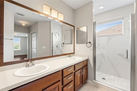 Copropriété à louer à Lakewood Ranch, Floride: 2 chambres, 144.18 m2 № 1904170 - photo 23