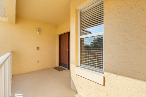 Copropriété à louer à Lakewood Ranch, Floride: 2 chambres, 144.18 m2 № 1904170 - photo 3