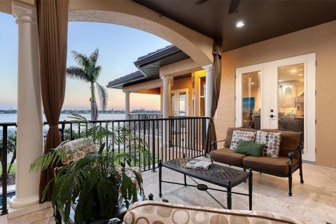 House in Sarasota, Florida 5 bedrooms, 480.77 sq.m. № 1658316 - photo 16