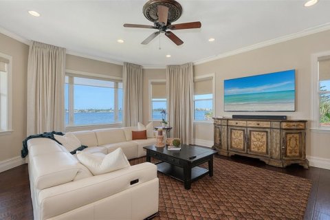 House in Sarasota, Florida 5 bedrooms, 480.77 sq.m. № 1658316 - photo 26
