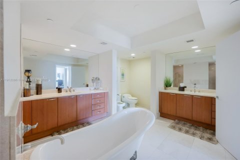Copropriété à vendre à Aventura, Floride: 3 chambres, 285.12 m2 № 1966820 - photo 12