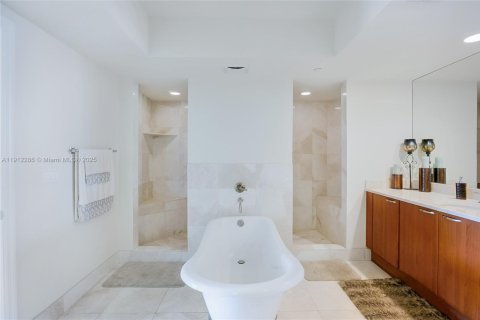 Copropriété à vendre à Aventura, Floride: 3 chambres, 285.12 m2 № 1966820 - photo 13