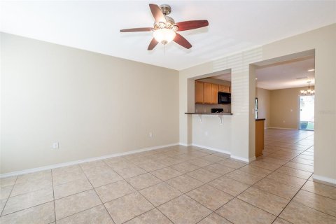 Touwnhouse à louer à Kissimmee, Floride: 2 chambres, 121.14 m2 № 2122434 - photo 3