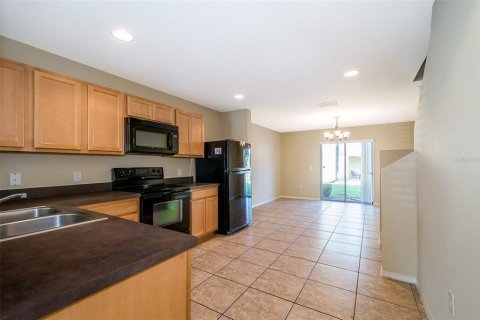 Touwnhouse à louer à Kissimmee, Floride: 2 chambres, 121.14 m2 № 2122434 - photo 8