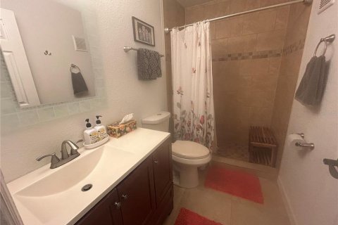 Villa ou maison à louer à Bradenton, Floride: 2 chambres, 113.34 m2 № 1906809 - photo 11