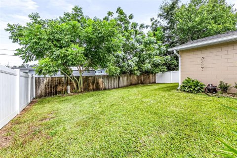 Condo in Sanford, Florida, 2 bedrooms  № 2283562 - photo 28