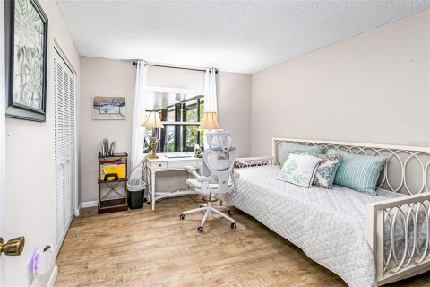 Condo in Sanford, Florida, 2 bedrooms  № 2283562 - photo 14
