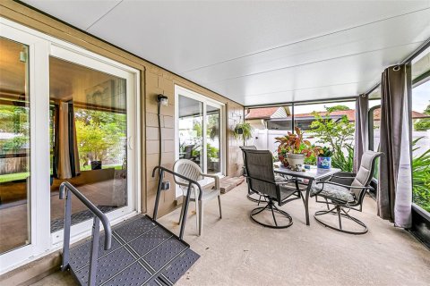Condo in Sanford, Florida, 2 bedrooms  № 2283562 - photo 26