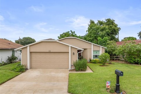 Condo in Sanford, Florida, 2 bedrooms  № 2283562 - photo 3