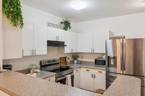 Copropriété à vendre à Orlando, Floride: 2 chambres, 103.59 m2 № 2094410 - photo 15