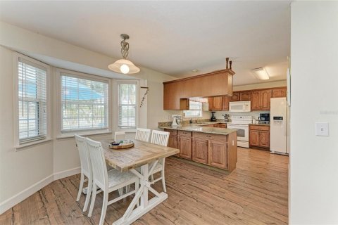 Villa ou maison à vendre à Palmetto, Floride: 4 chambres, 213.3 m2 № 2429170 - photo 18