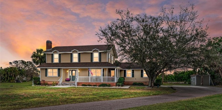 Villa ou maison à Palmetto, Floride 4 chambres, 213.3 m2 № 2429170
