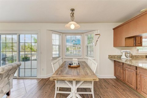 Villa ou maison à vendre à Palmetto, Floride: 4 chambres, 213.3 m2 № 2429170 - photo 19