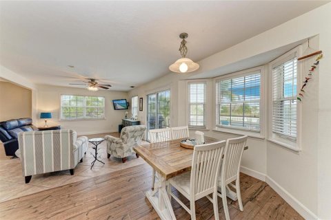 Villa ou maison à vendre à Palmetto, Floride: 4 chambres, 213.3 m2 № 2429170 - photo 20