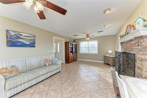 Villa ou maison à vendre à Palmetto, Floride: 4 chambres, 213.3 m2 № 2429170 - photo 14