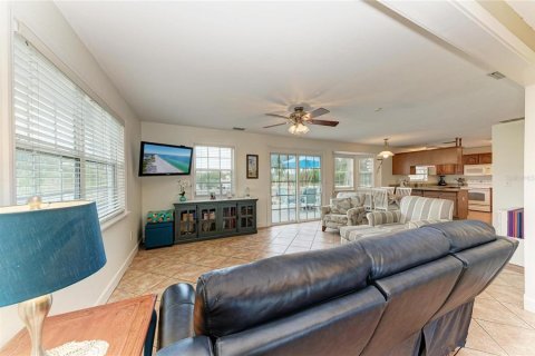 Villa ou maison à vendre à Palmetto, Floride: 4 chambres, 213.3 m2 № 2429170 - photo 17
