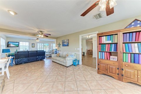 Villa ou maison à vendre à Palmetto, Floride: 4 chambres, 213.3 m2 № 2429170 - photo 12