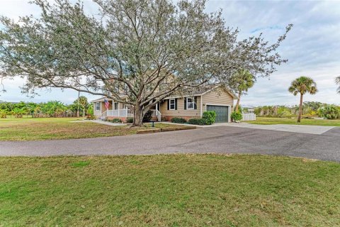 Villa ou maison à vendre à Palmetto, Floride: 4 chambres, 213.3 m2 № 2429170 - photo 7