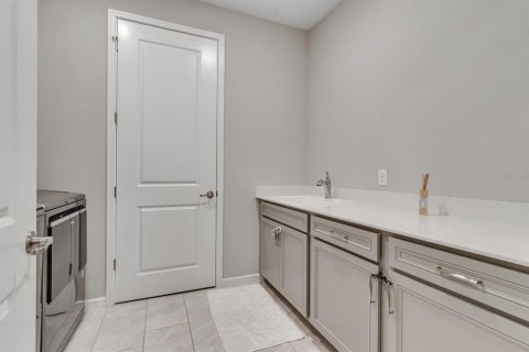House in Kissimmee, Florida 3 bedrooms, 202.06 sq.m. № 1104887 - photo 28