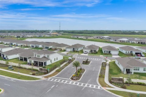 Casa en alquiler en Kissimmee, Florida, 3 dormitorios, 202.06 m2 № 1104887 - foto 6