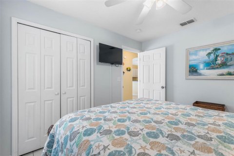 House in Palm Coast, Florida 3 bedrooms, 152.17 sq.m. № 1743274 - photo 20