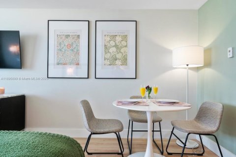 Купить кондоминиум в Майами, Флорида 36.98м2, № 1950262 - фото 10