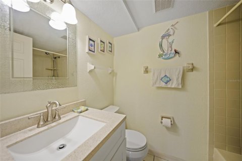 Condo in Punta Gorda, Florida, 2 bedrooms  № 1546001 - photo 21