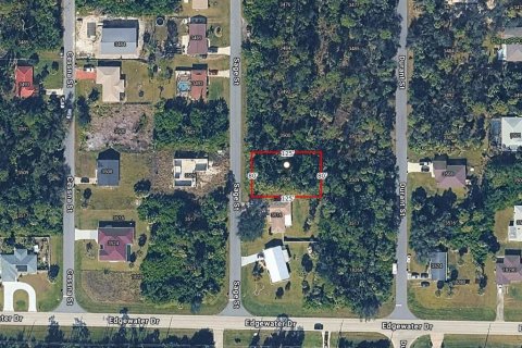 Land in Port Charlotte, Florida № 2378088