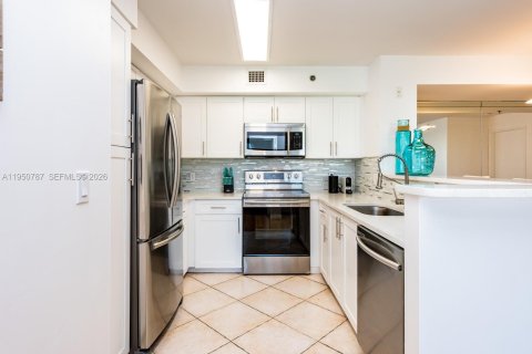 Copropriété à louer à Aventura, Floride: 2 chambres № 2153107 - photo 17