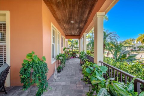 Villa ou maison à vendre à Apollo Beach, Floride: 5 chambres, 351.08 m2 № 1530110 - photo 4