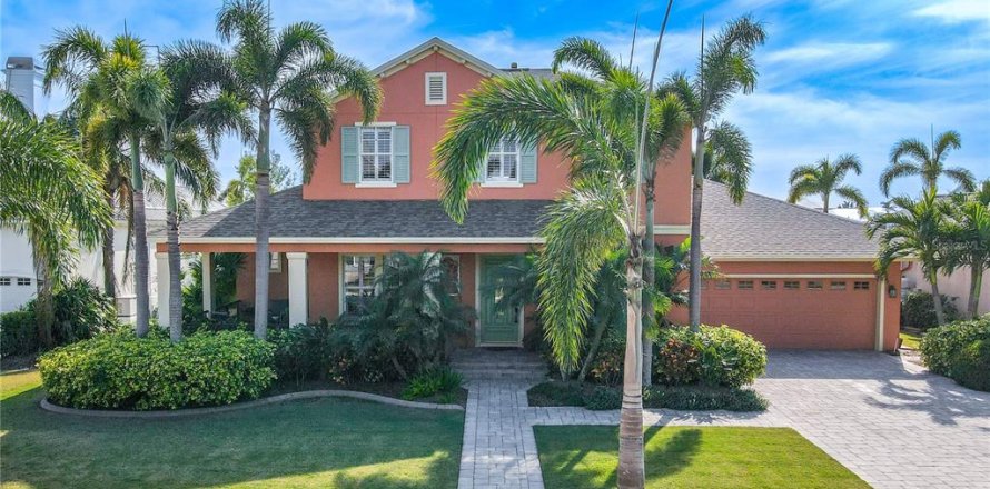 Villa ou maison à Apollo Beach, Floride 5 chambres, 351.08 m2 № 1530110